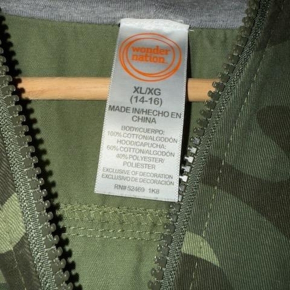 Boys Army Camo XL Casual Zip Up. Wonder Nation Green Camouflage Hoodie Jacket - Picture 4 of 4